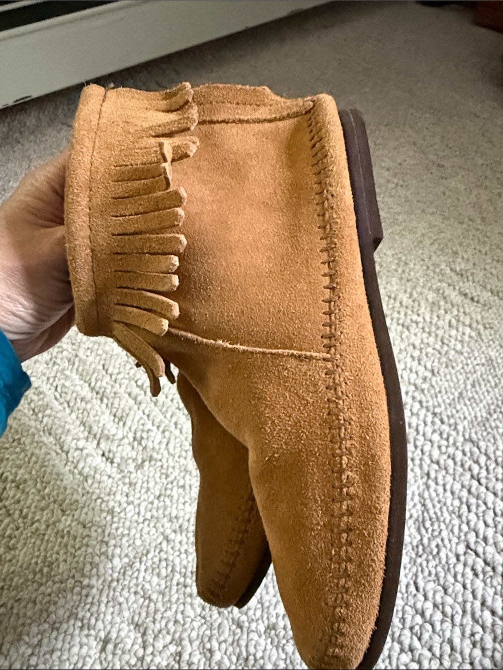 Minnetonka Suede Fringe Ankle Boots size 6 - Picture 5 of 6